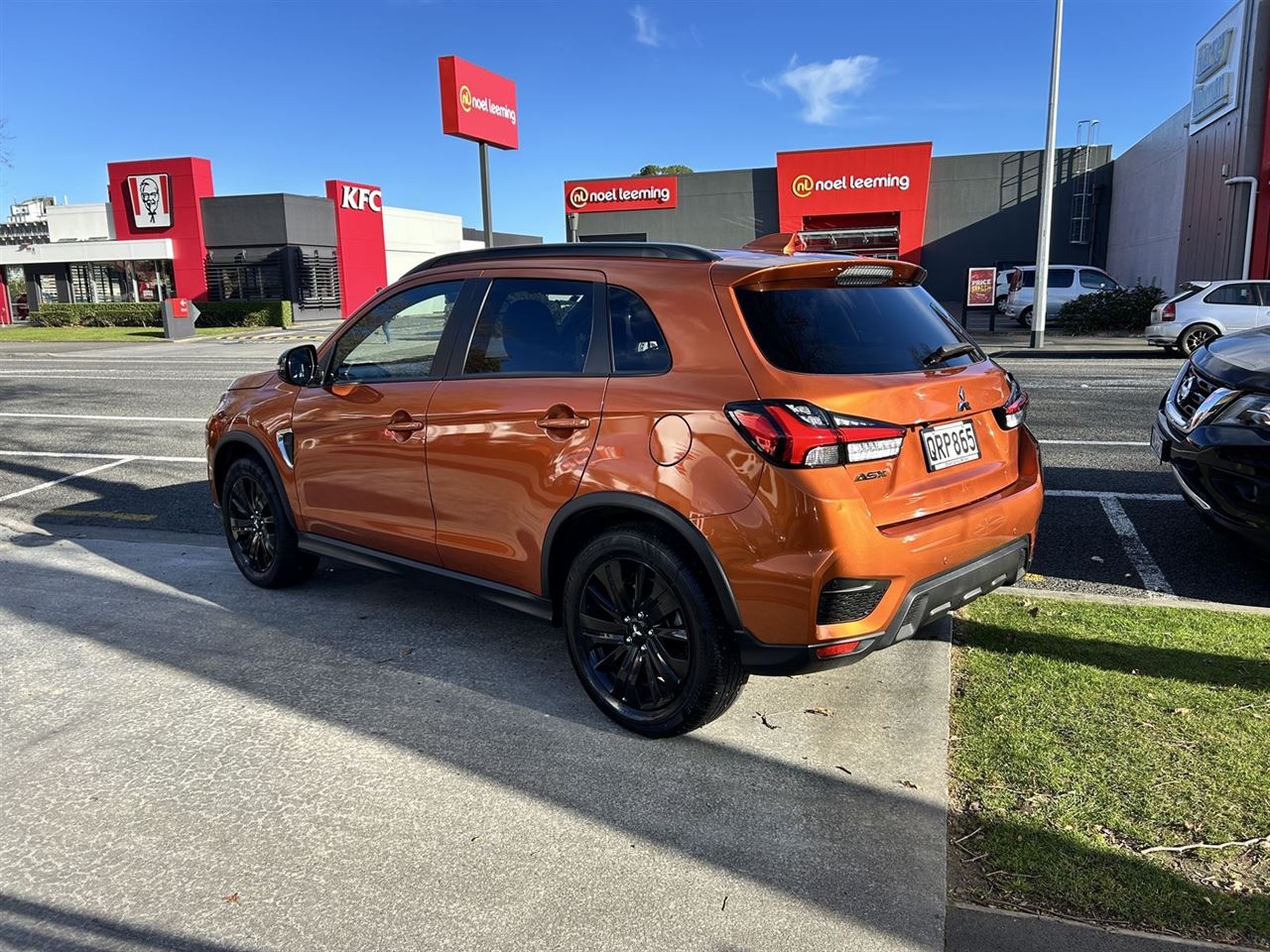 Vehicle image 5
