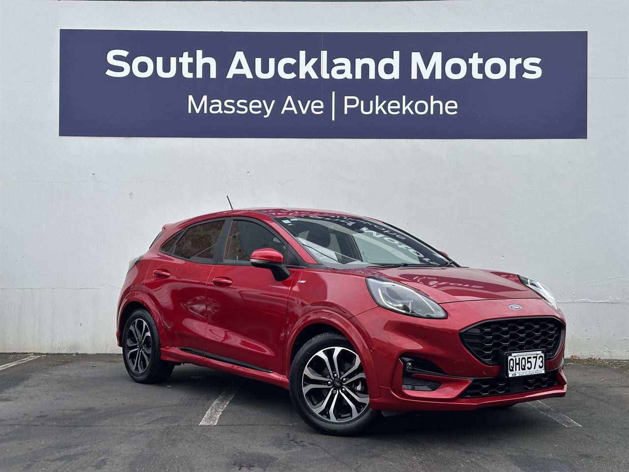 Vehicle image 3