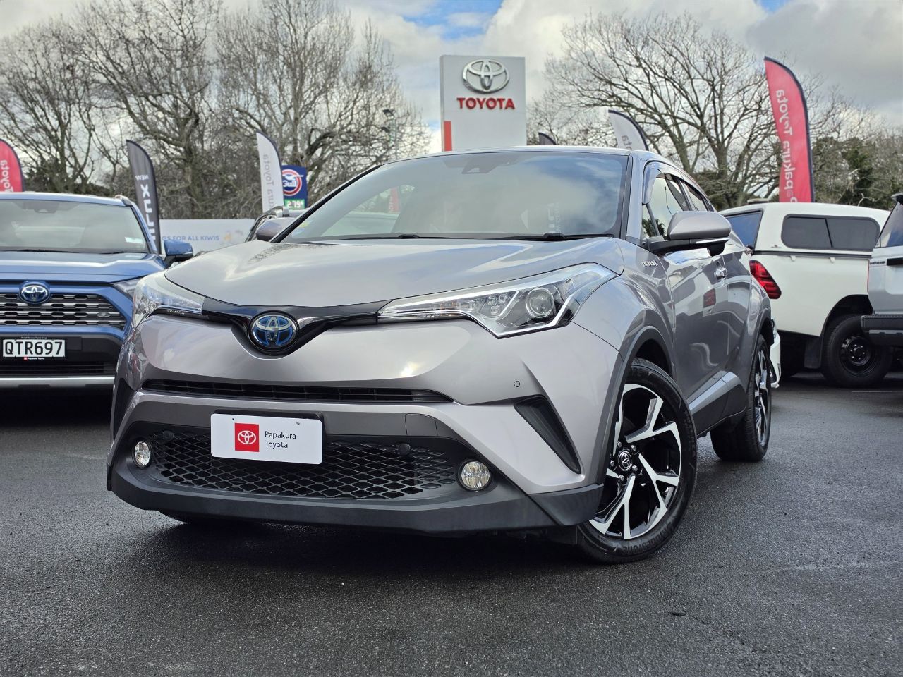 Vehicle image 3
