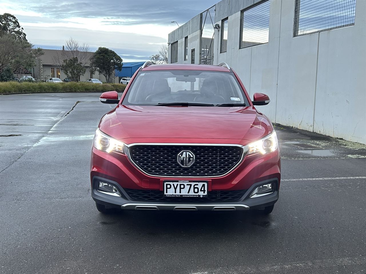 Vehicle image 3