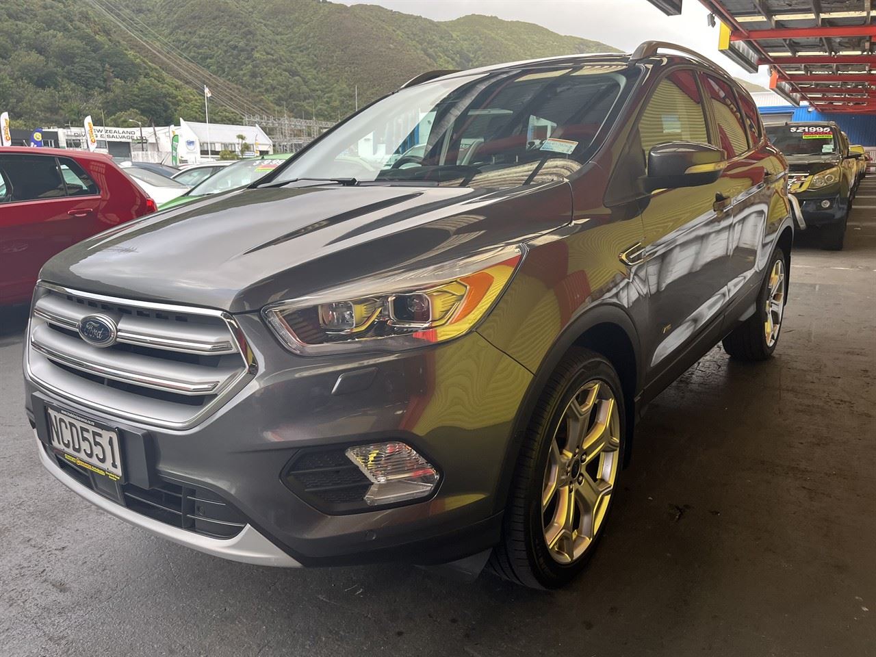 Vehicle image 3