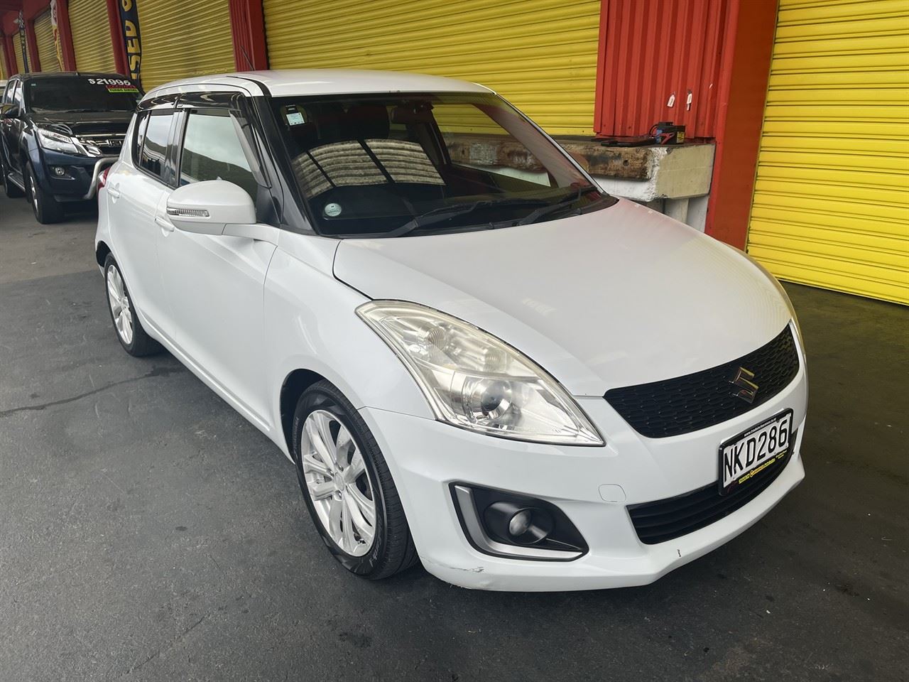 Vehicle image 1