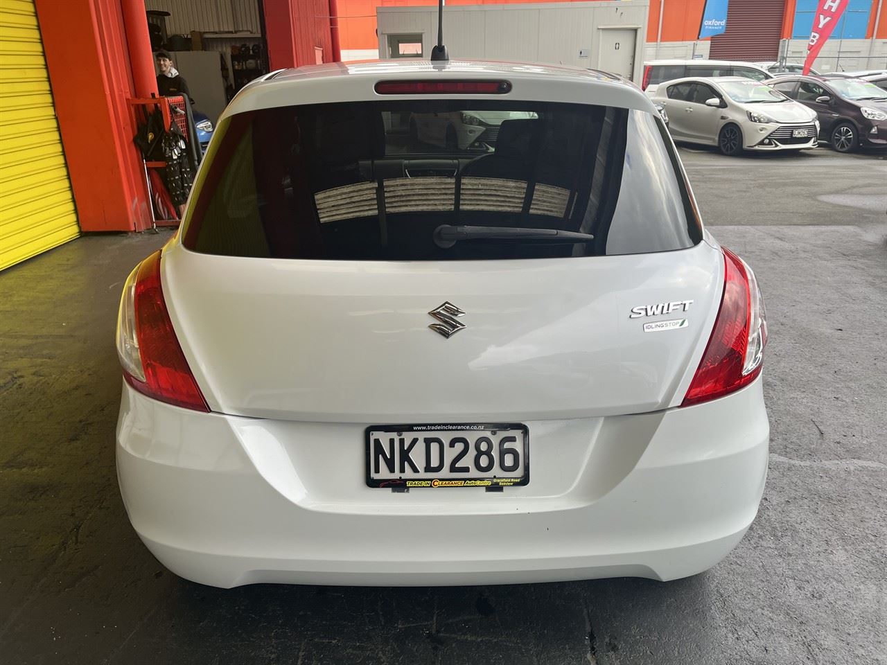 Vehicle image 5