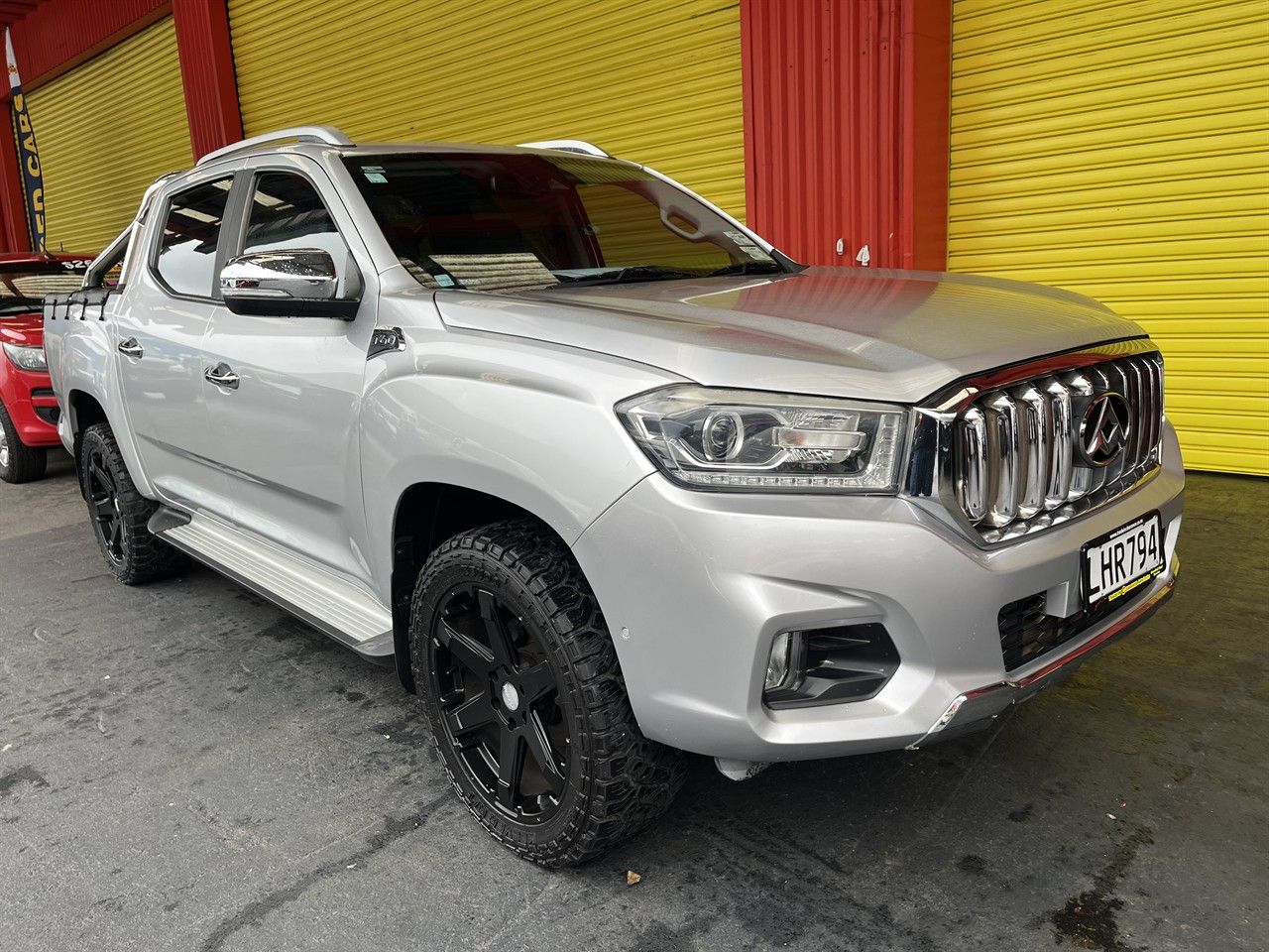 Vehicle image 1