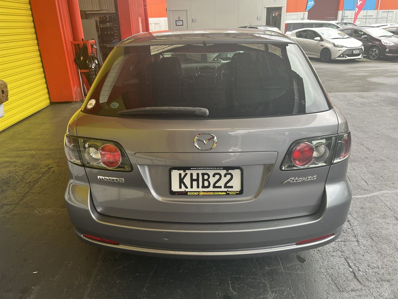 Vehicle image 5