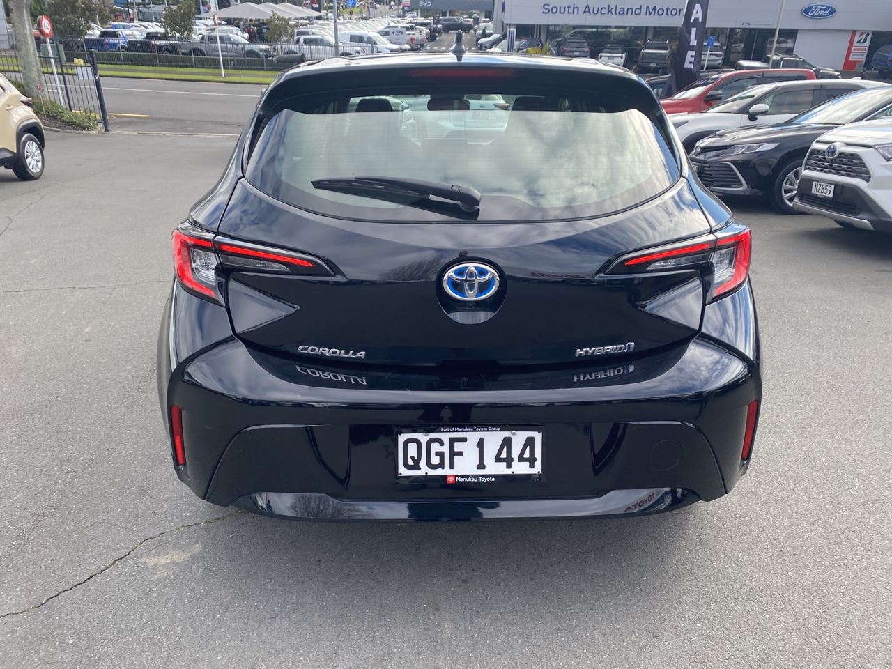 Vehicle image 3