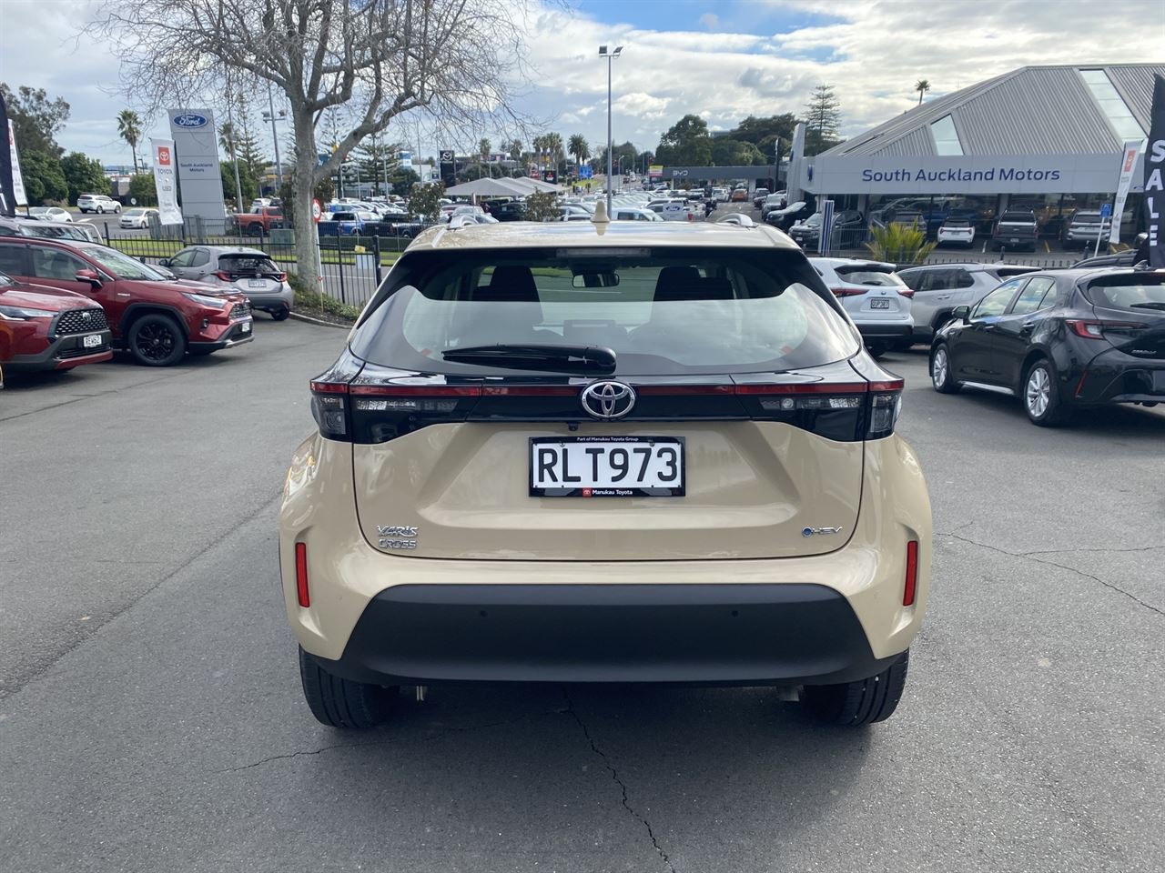 Vehicle image 3