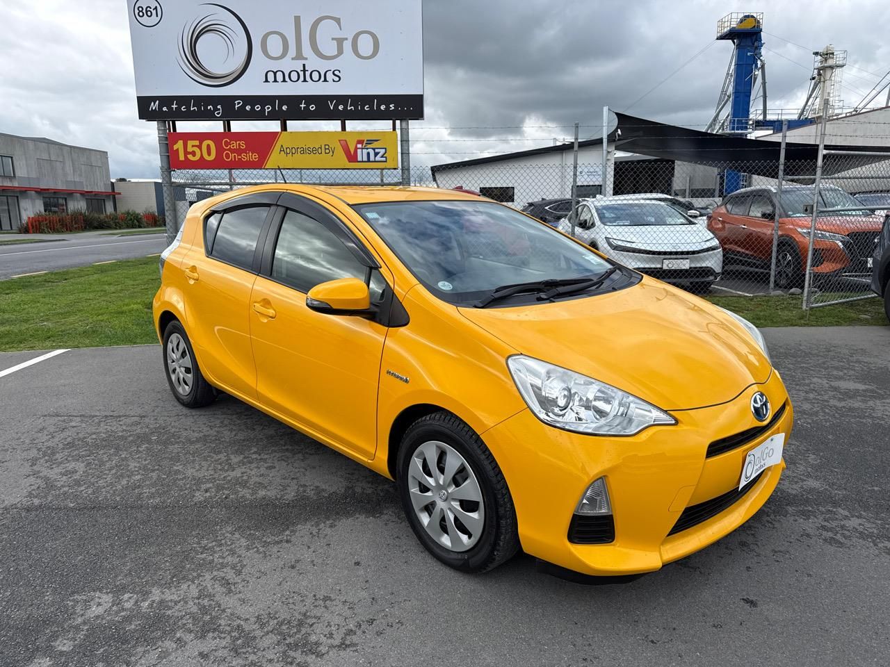 Vehicle image 2