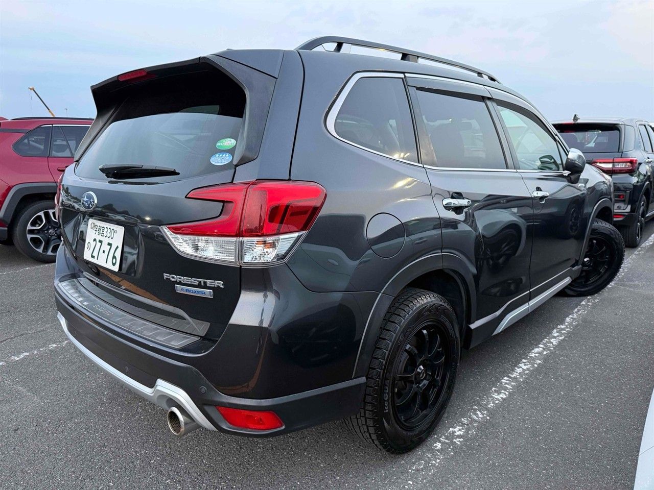 Vehicle image 4