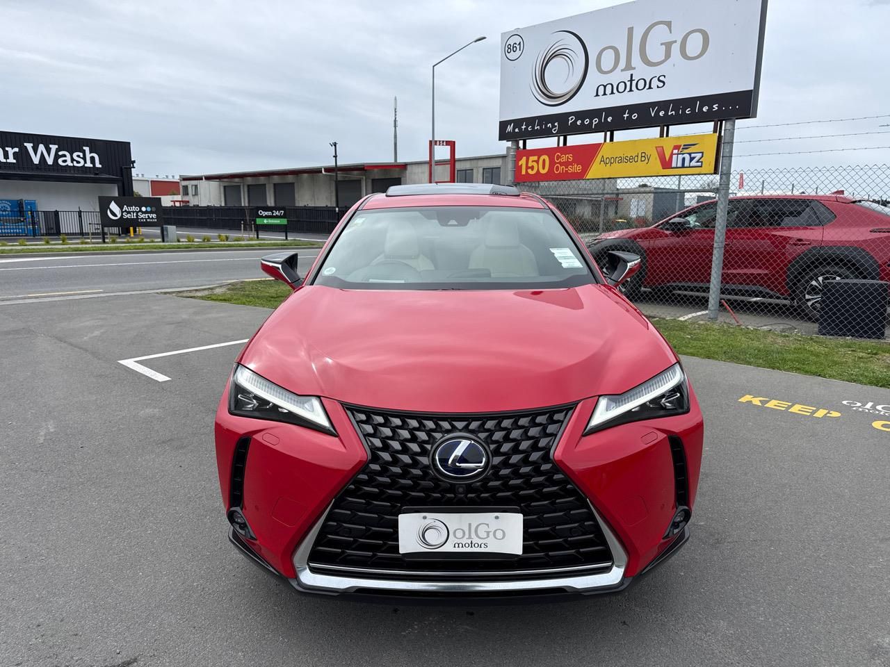 Vehicle image 3