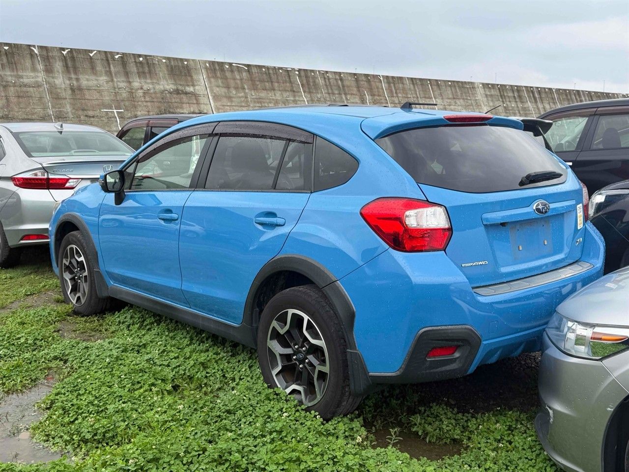 Vehicle image 4