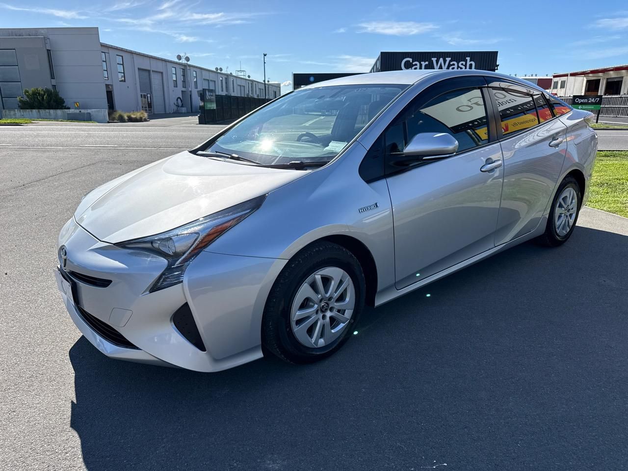 Vehicle image 4