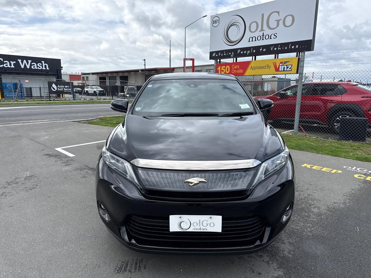 Vehicle image 3