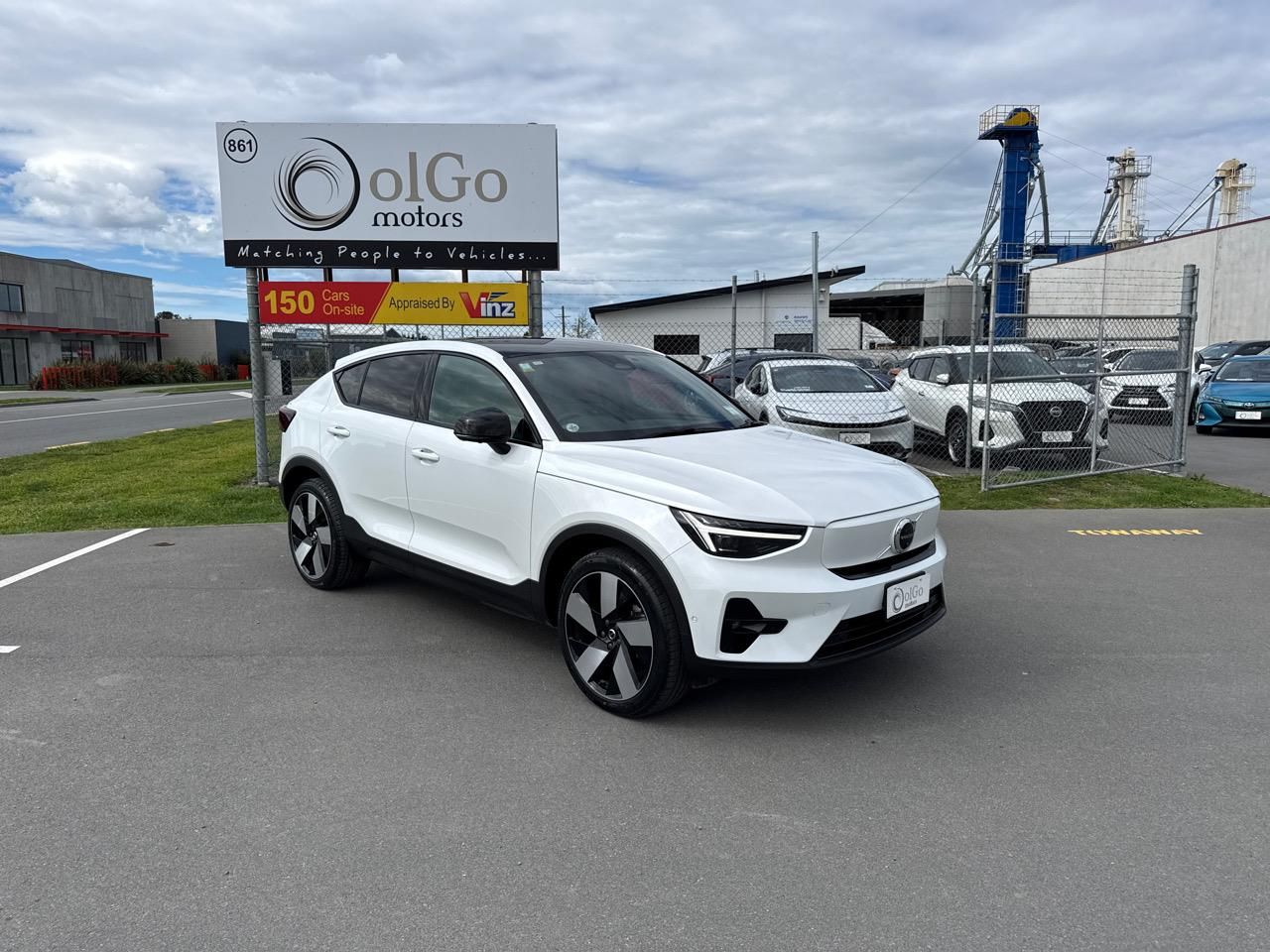Vehicle image 1