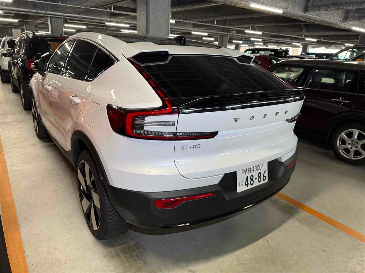 Vehicle image 5