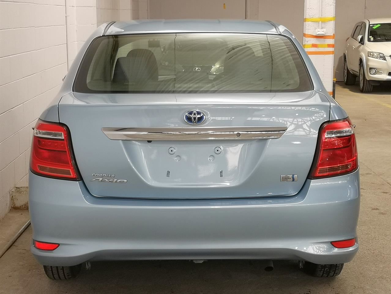 Vehicle image 5