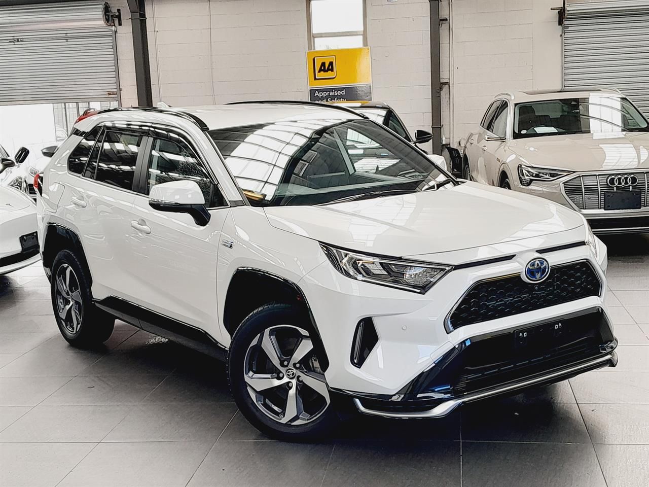 Vehicle image 2