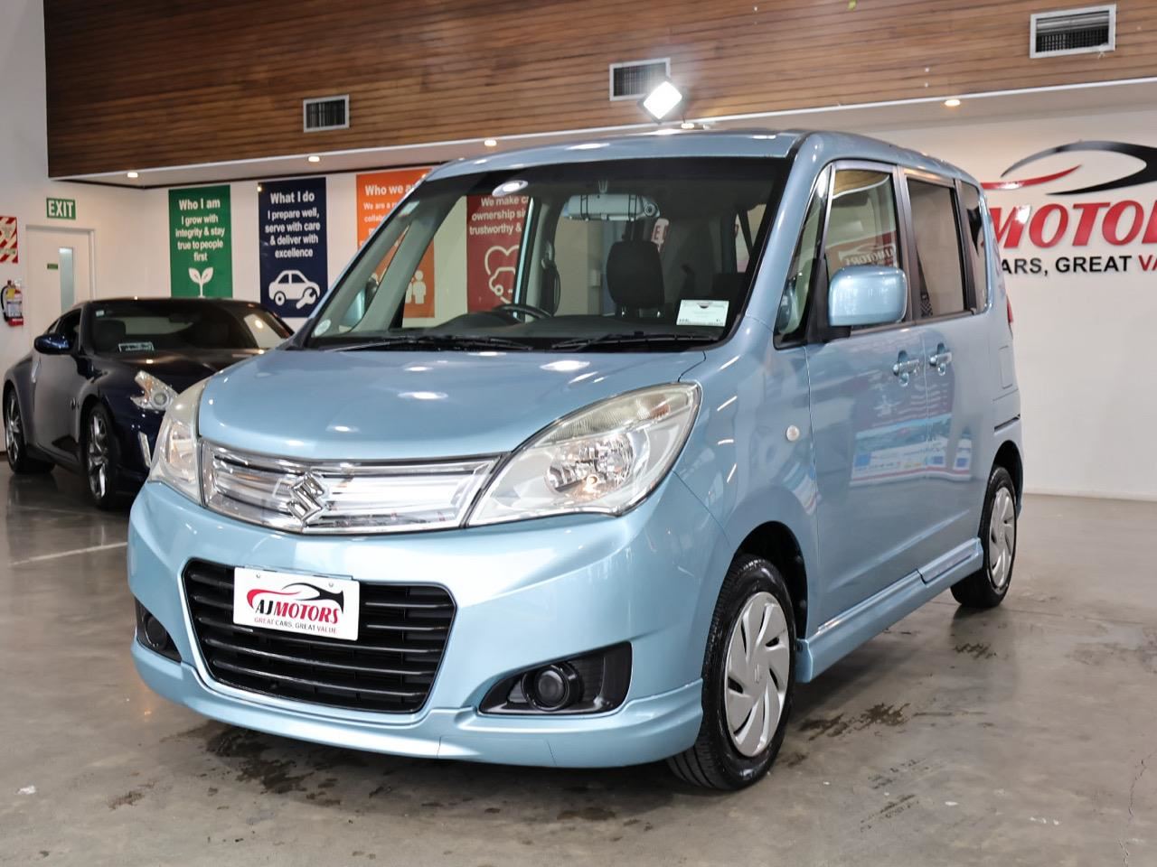 Vehicle image 3