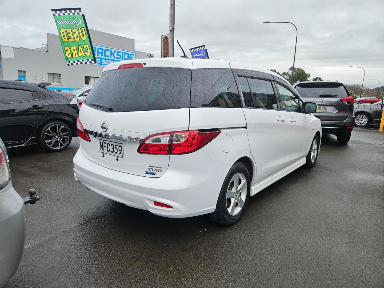 Vehicle image 4