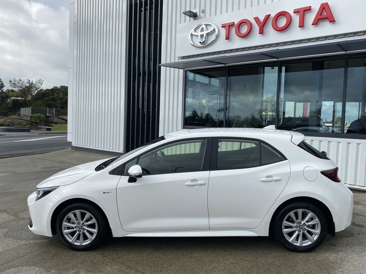 Vehicle image 2