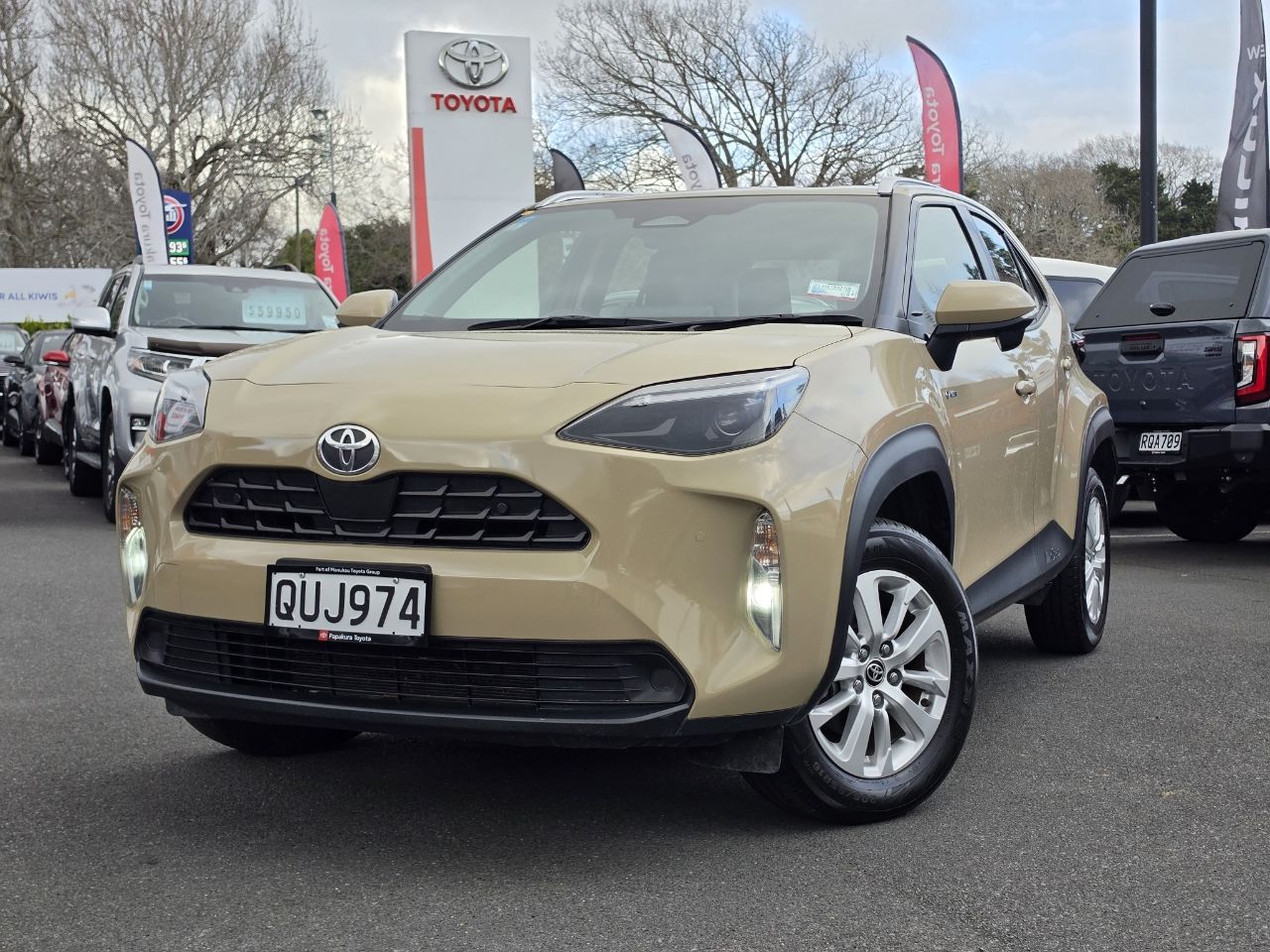 Vehicle image 3