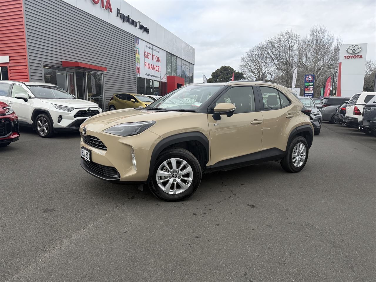 Vehicle image 2