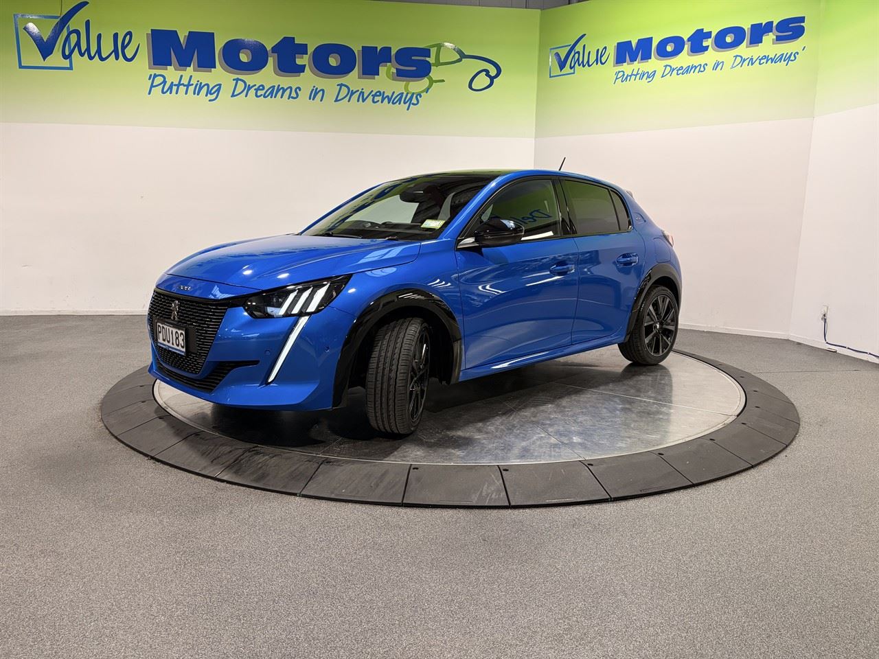 Vehicle image 3
