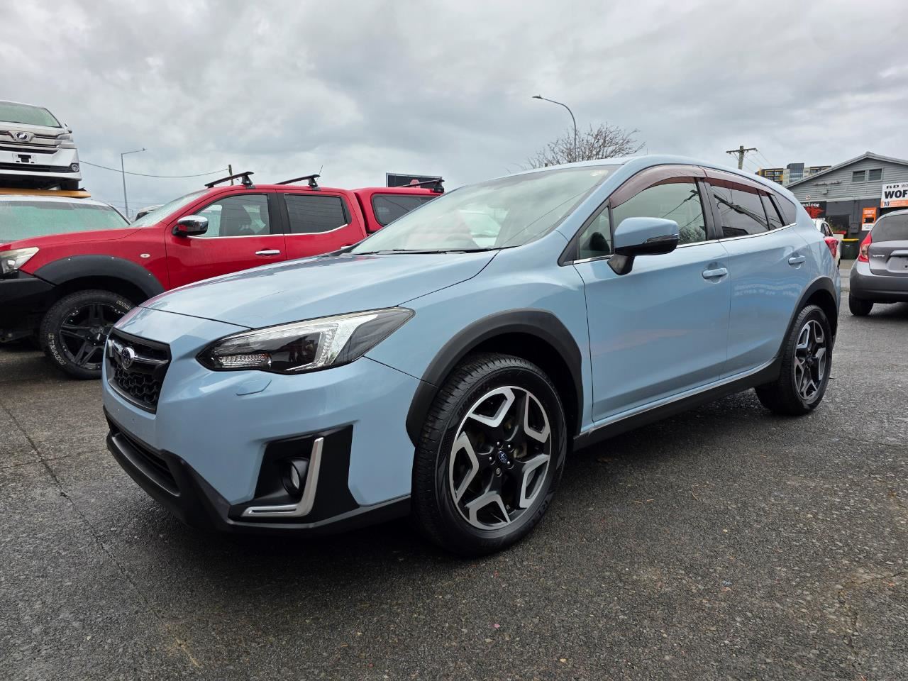 Vehicle image 4
