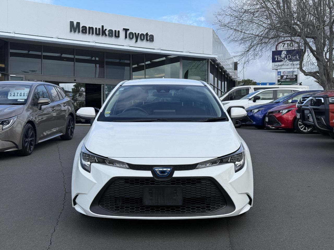 Vehicle image 3