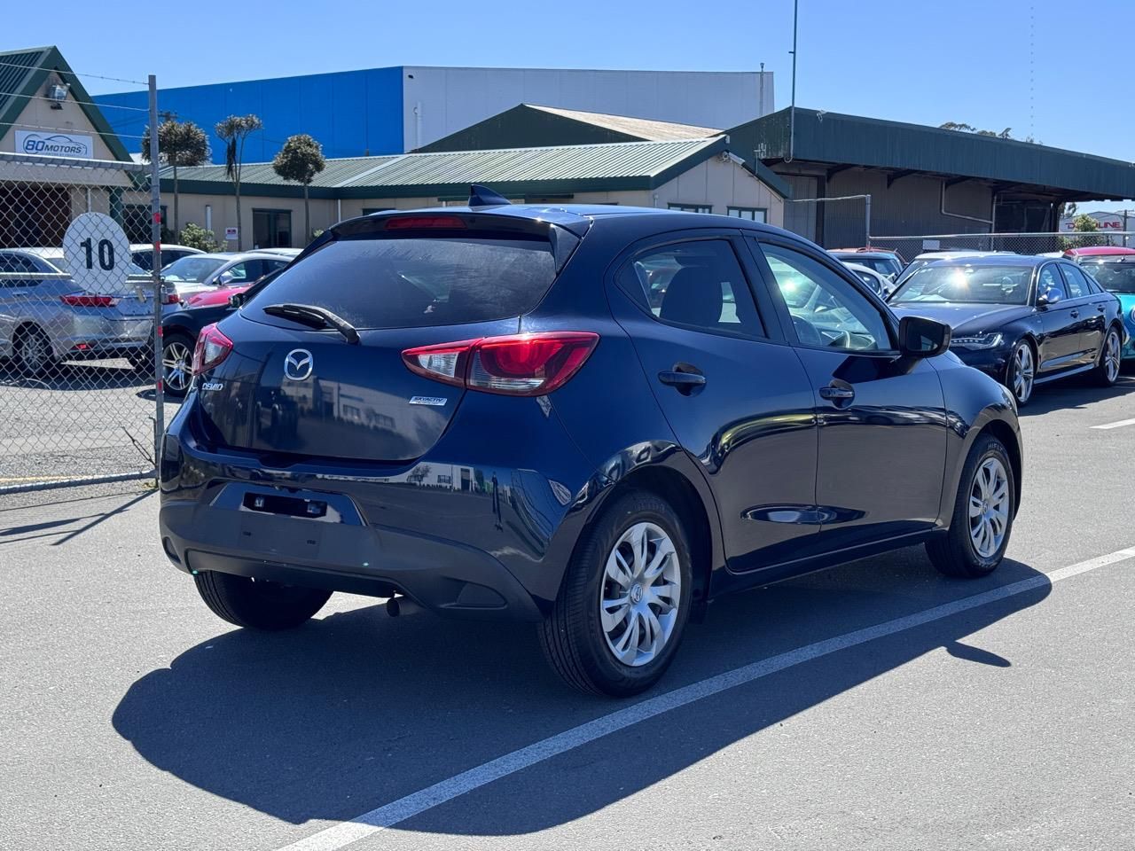 Vehicle image 5