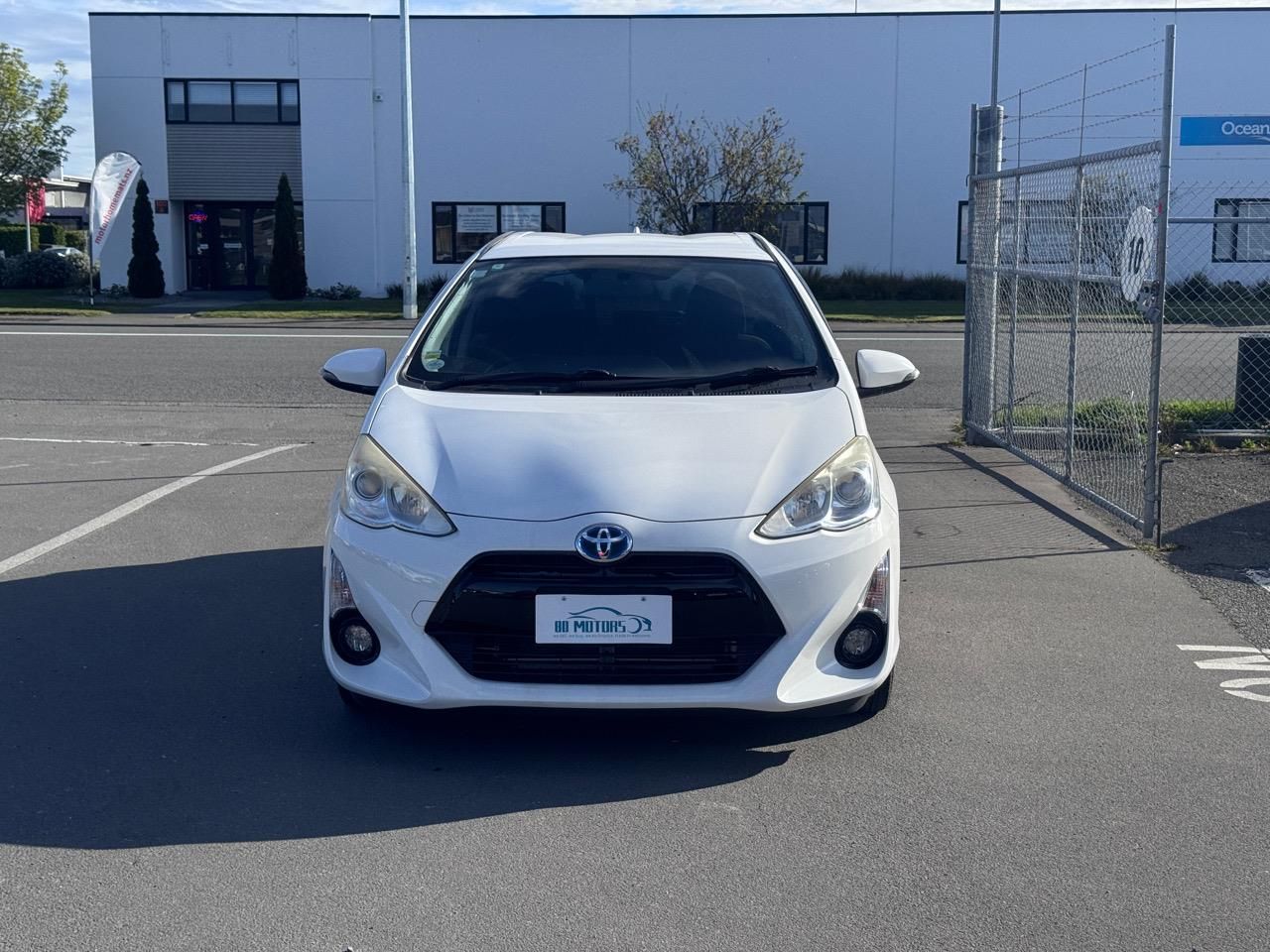 Vehicle image 2