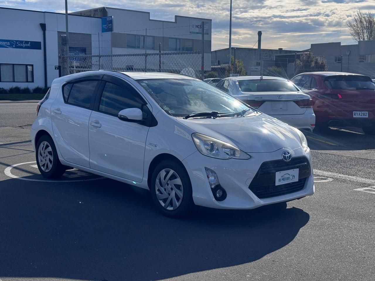 Vehicle image 3