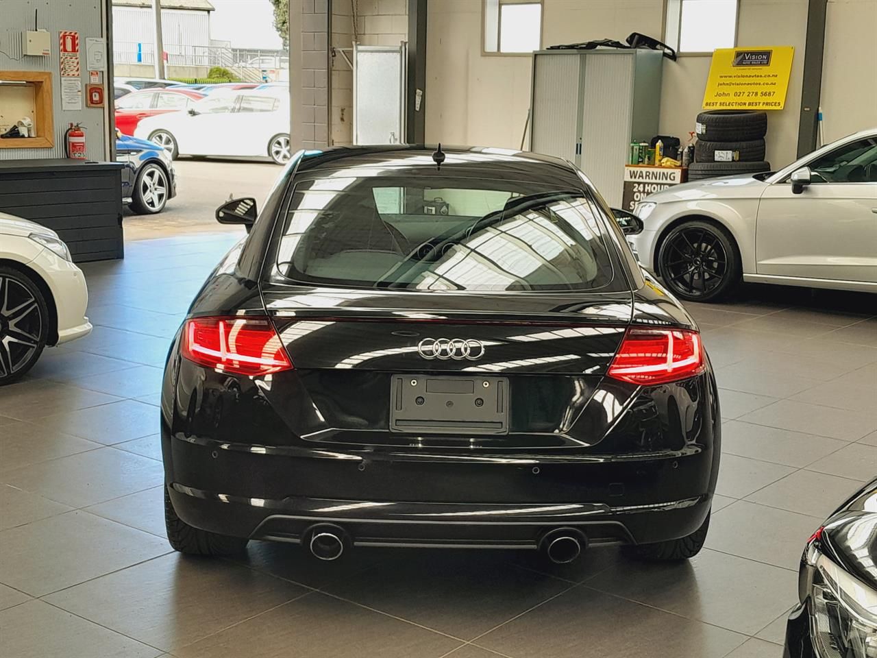 Vehicle image 5