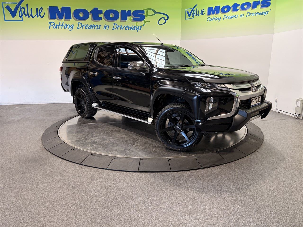 Vehicle image 1
