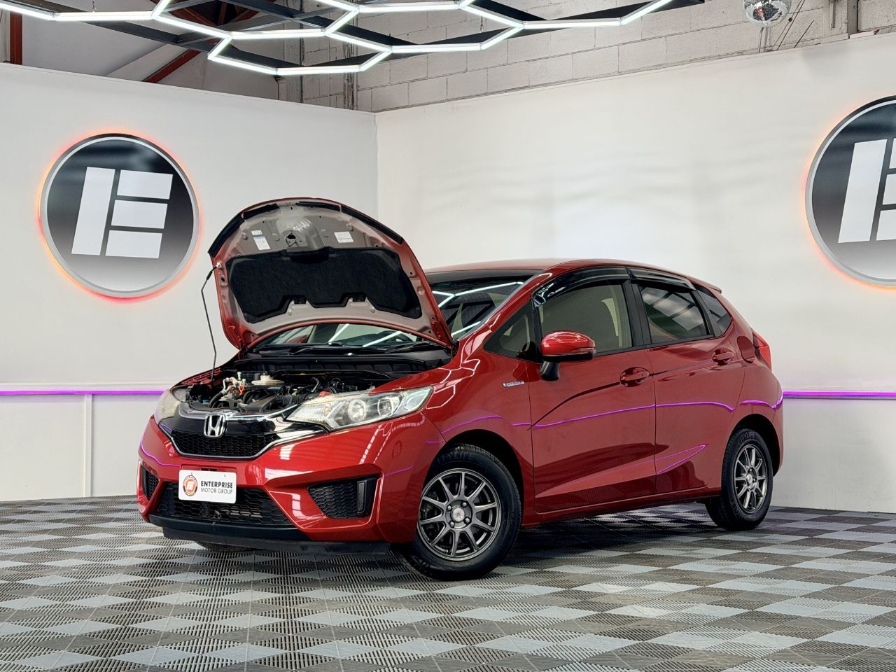Vehicle image 3