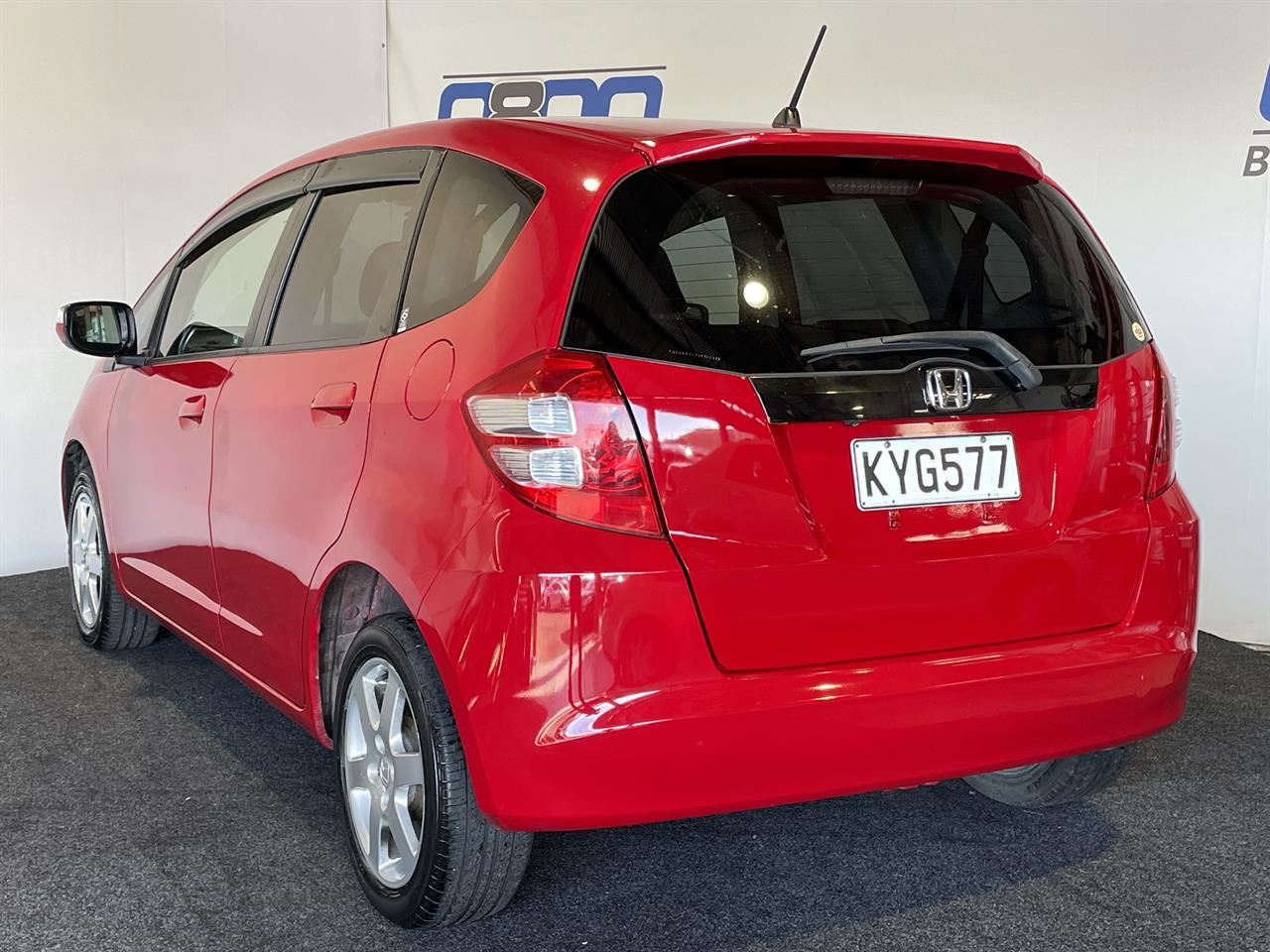 Vehicle image 4