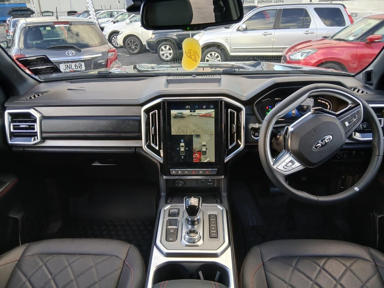 Vehicle image 4