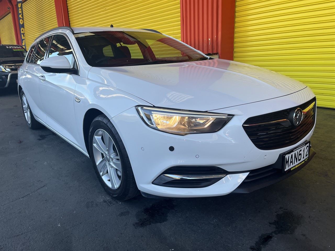 Vehicle image 1