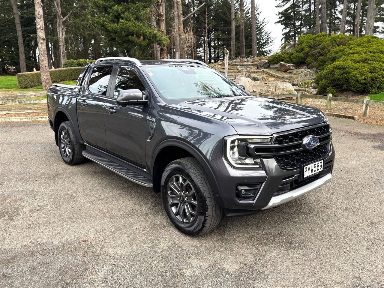 Vehicle image 3