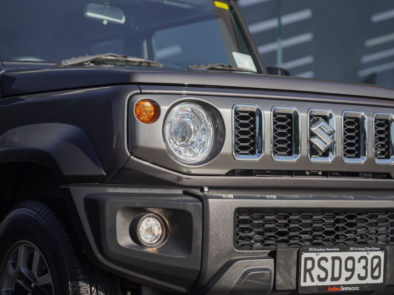 Vehicle image 4