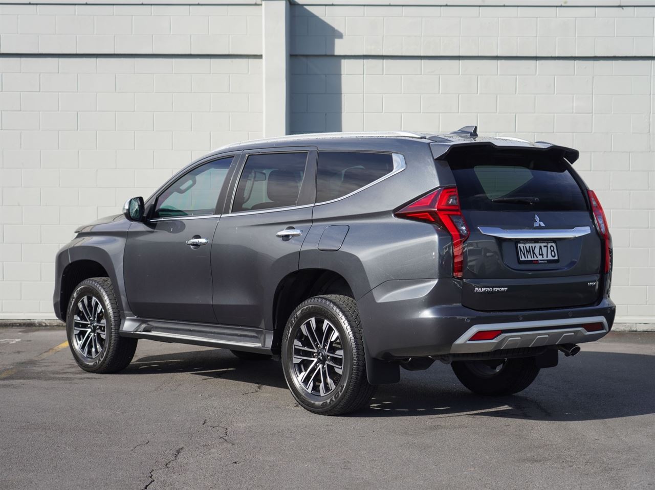 Vehicle image 2