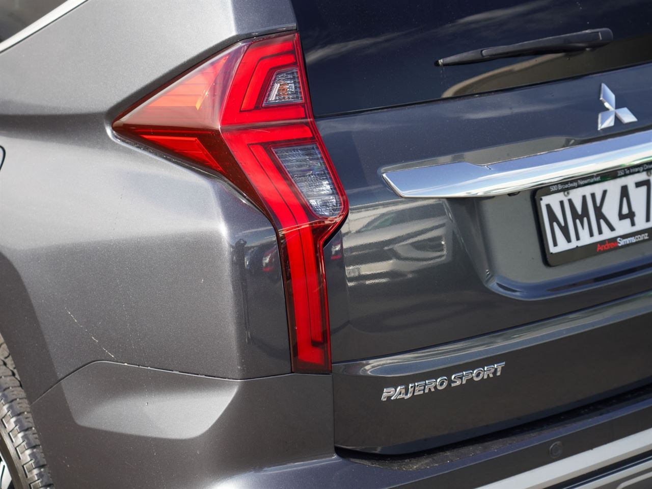 Vehicle image 5