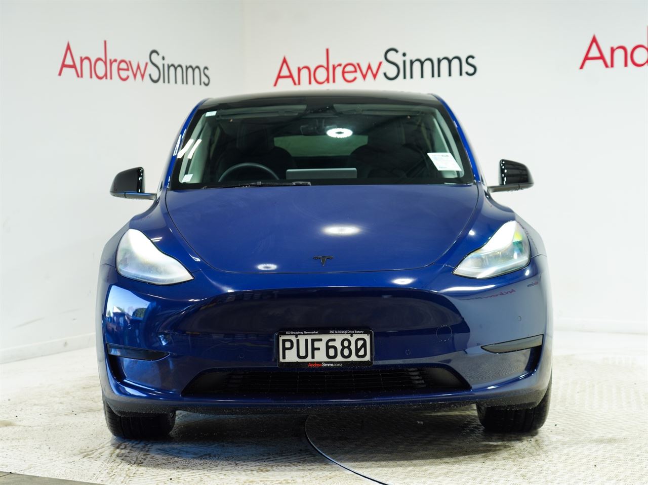 Vehicle image 3