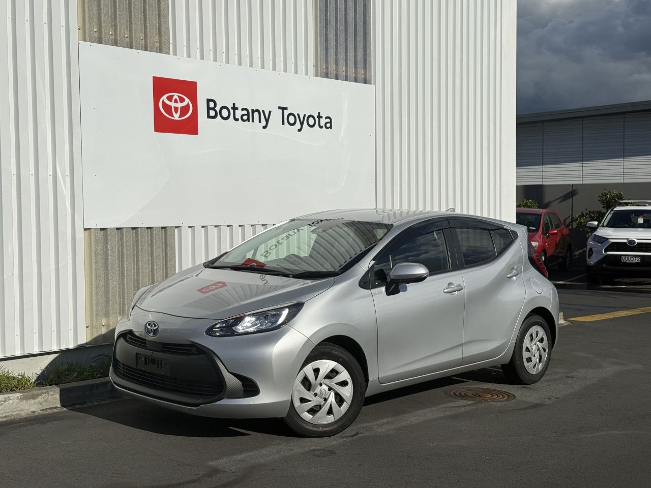 Vehicle image 1
