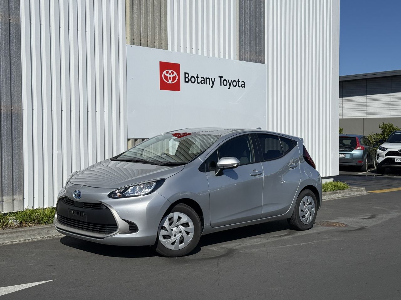 Vehicle image 1