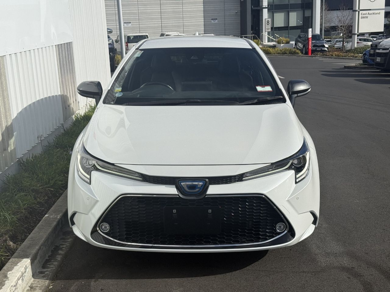 Vehicle image 3