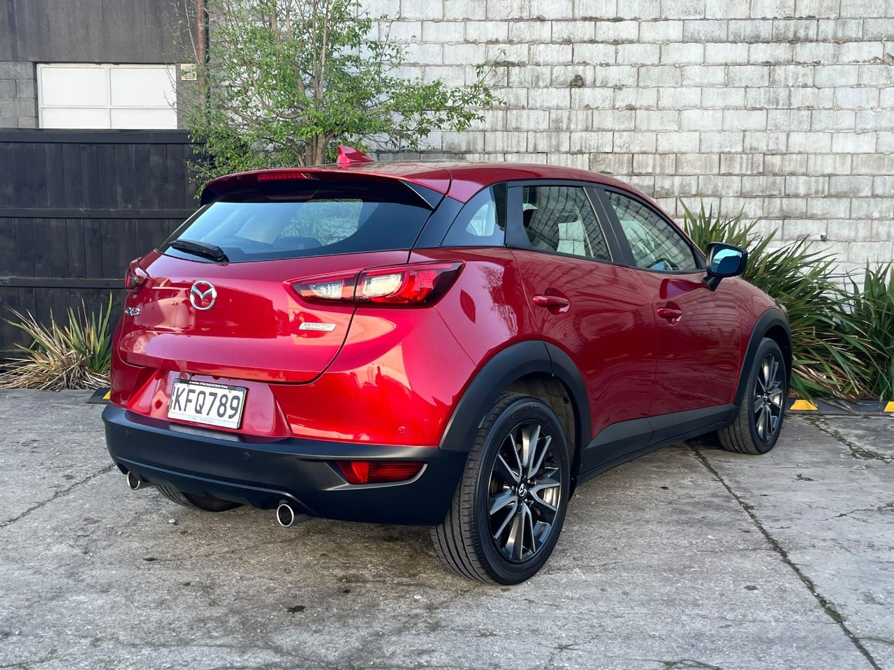 Vehicle image 3