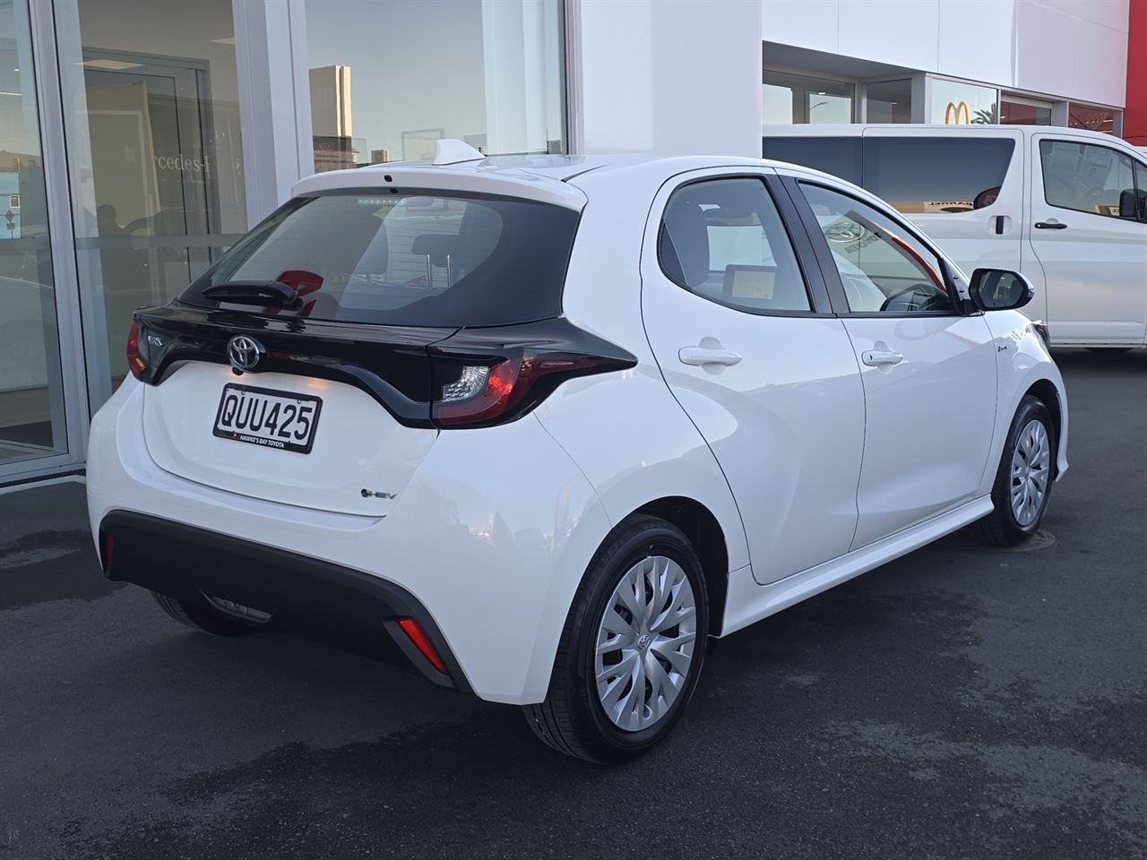Vehicle image 3