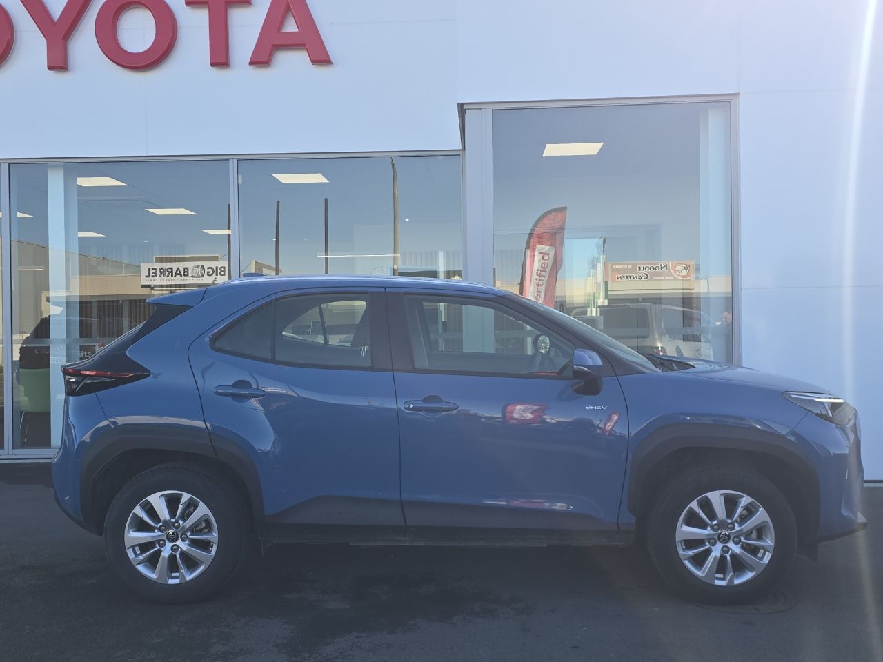 Vehicle image 2
