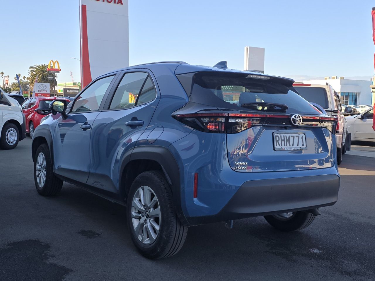 Vehicle image 5